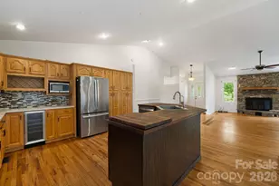 2 Jaks Ridge Dr, Asheville, NC 28805 - Photo 13