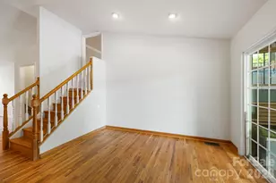 2 Jaks Ridge Dr, Asheville, NC 28805 - Photo 11