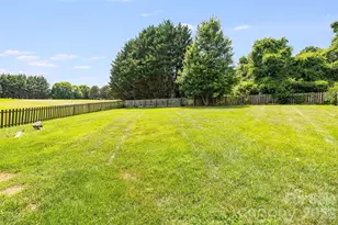2 Jaks Ridge Dr, Asheville, NC 28805 - Photo 47