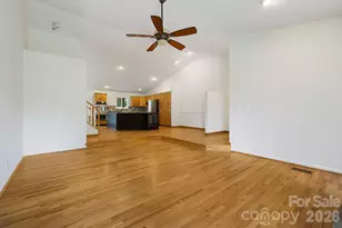 2 Jaks Ridge Dr, Asheville, NC 28805 - Photo 9