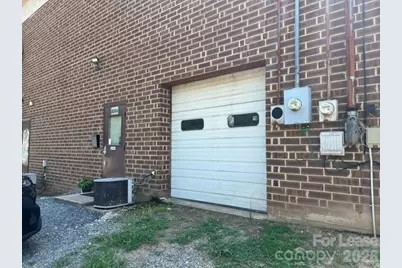 1050 Old Lenoir Road NW, Hickory, NC 28601 - Photo 3