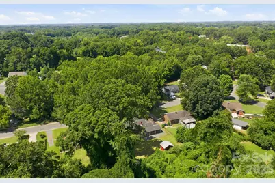 3129 Iredell Drive, Charlotte, NC 28269 - Photo 41