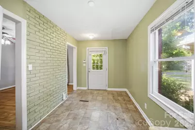 3129 Iredell Drive, Charlotte, NC 28269 - Photo 13