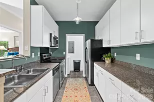 2000 Olde Eastwood Village Blvd, Asheville, NC 28803 - Photo 17