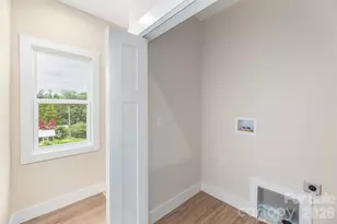 33 Elkwood Ave, Asheville, NC 28804 - Photo 23