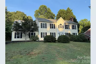 2960 8th Street Court NE, Hickory, NC 28601 - Photo 1