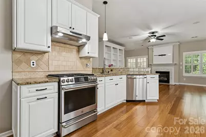 10906 Chamberlain Hall Court, Charlotte, NC 28277 - Photo 7