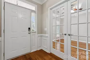 10906 Chamberlain Hall Ct, Charlotte, NC 28277 - Photo 13