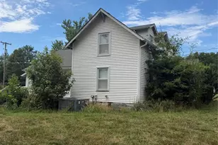 135 Goodman Rd, Troutman, NC 28166 - Photo 5