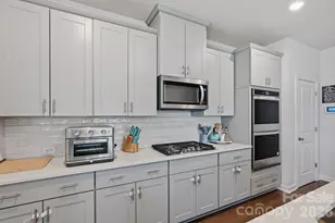 571 Palmarosa St, Fort Mill, SC 29715 - Photo 13