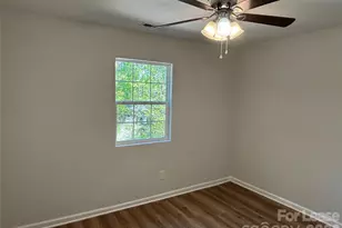 6211 Spanish Oak Rd, Charlotte, NC 28227 - Photo 15