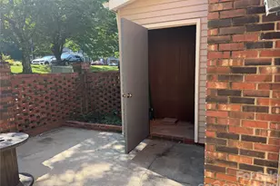 2705 N Center St, Hickory, NC 28601 - Photo 27