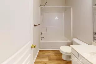 5545 Seths Dr, Charlotte, NC 28269 - Photo 17