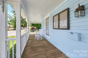 601 College Ave SW, Lenoir, NC 28645 - Photo 3