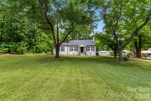 2376 S US 321 Hwy, Newton, NC 28658 - Photo 35
