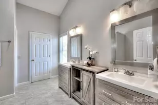 11206 Longhedge Ln, Charlotte, NC 28273 - Photo 25