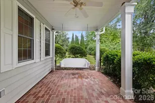 36 Sheffield Pl, Brevard, NC 28712 - Photo 3