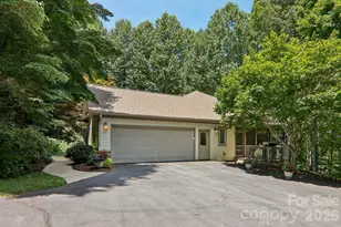 24 Turkey Roost Ct, Flat Rock, NC 28739 - Photo 5