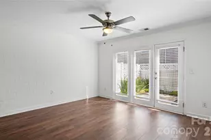 1224 Green Oaks Ln, Charlotte, NC 28205 - Photo 7