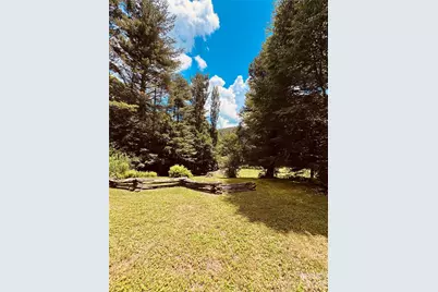 6835 Nc 183 Highway, Newland, NC 28657 - Photo 23
