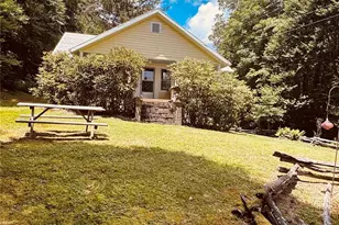 6835 Nc 183 Hwy, Newland, NC 28657 - Photo 21