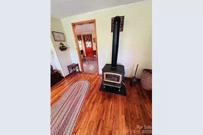 6835 Nc 183 Highway, Newland, NC 28657 - Photo 5