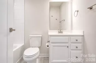 268 Parkwood Ave, Charlotte, NC 28206 - Photo 27