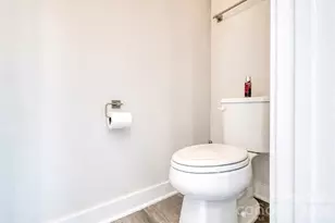 268 Parkwood Ave, Charlotte, NC 28206 - Photo 17