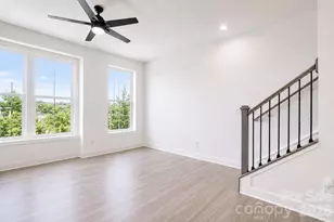 268 Parkwood Ave, Charlotte, NC 28206 - Photo 13