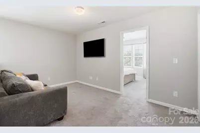 9413 Hanberry Boulevard, Charlotte, NC 28213 - Photo 23