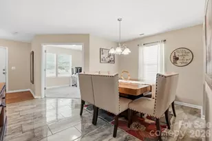 9413 Hanberry Blvd, Charlotte, NC 28213 - Photo 15