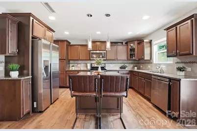 9413 Hanberry Boulevard, Charlotte, NC 28213 - Photo 9