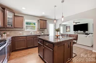 9413 Hanberry Blvd, Charlotte, NC 28213 - Photo 13