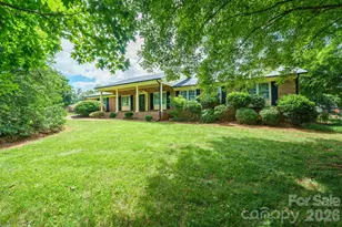 1602 Arden Dr, Lincolnton, NC 28092 - Photo 1