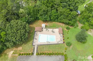1602 Arden Dr, Lincolnton, NC 28092 - Photo 3