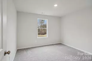125 Russet Rd, Union, SC 29379 - Photo 9