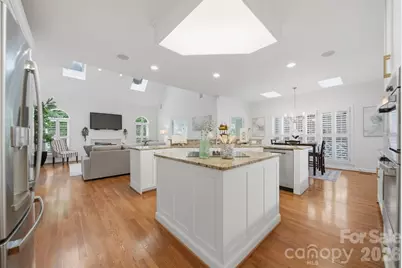 308 41st Avenue Place NW, Hickory, NC 28601 - Photo 15
