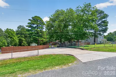 7040 Pear Tree Road, Charlotte, NC 28216 - Photo 17