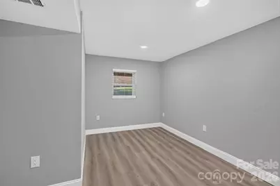 7040 Pear Tree Road, Charlotte, NC 28216 - Photo 27