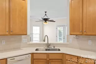 1017 Curry Way, Matthews, NC 28104 - Photo 15