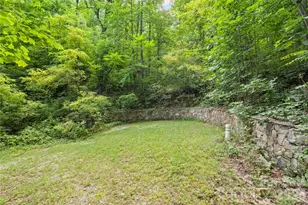 1915 Creston Dr, Black Mountain, NC 28711 - Photo 15