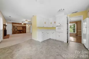 466 Shiloh Church Rd, Hickory, NC 28601 - Photo 17