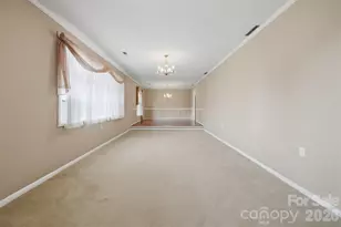 466 Shiloh Church Rd, Hickory, NC 28601 - Photo 5