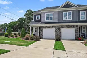 2647 Ruby Dixon Xing Dr, Gastonia, NC 28056 - Photo 3
