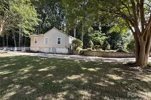 1818 Union Rd, Gastonia, NC 28054 - Photo 3