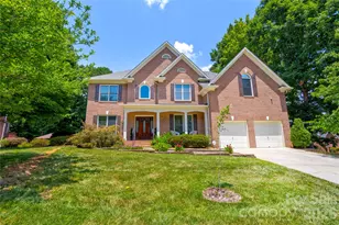 6015 Graburn's Ford Dr, Charlotte, NC 28269 - Photo 1