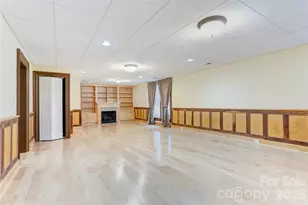 6015 Graburn's Ford Dr, Charlotte, NC 28269 - Photo 27
