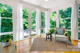 6015 Graburn's Ford Dr, Charlotte, NC 28269 - Photo 17