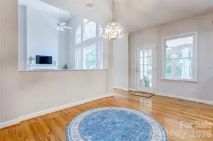 6015 Graburn's Ford Dr, Charlotte, NC 28269 - Photo 11