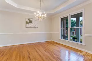 6015 Graburn's Ford Dr, Charlotte, NC 28269 - Photo 5